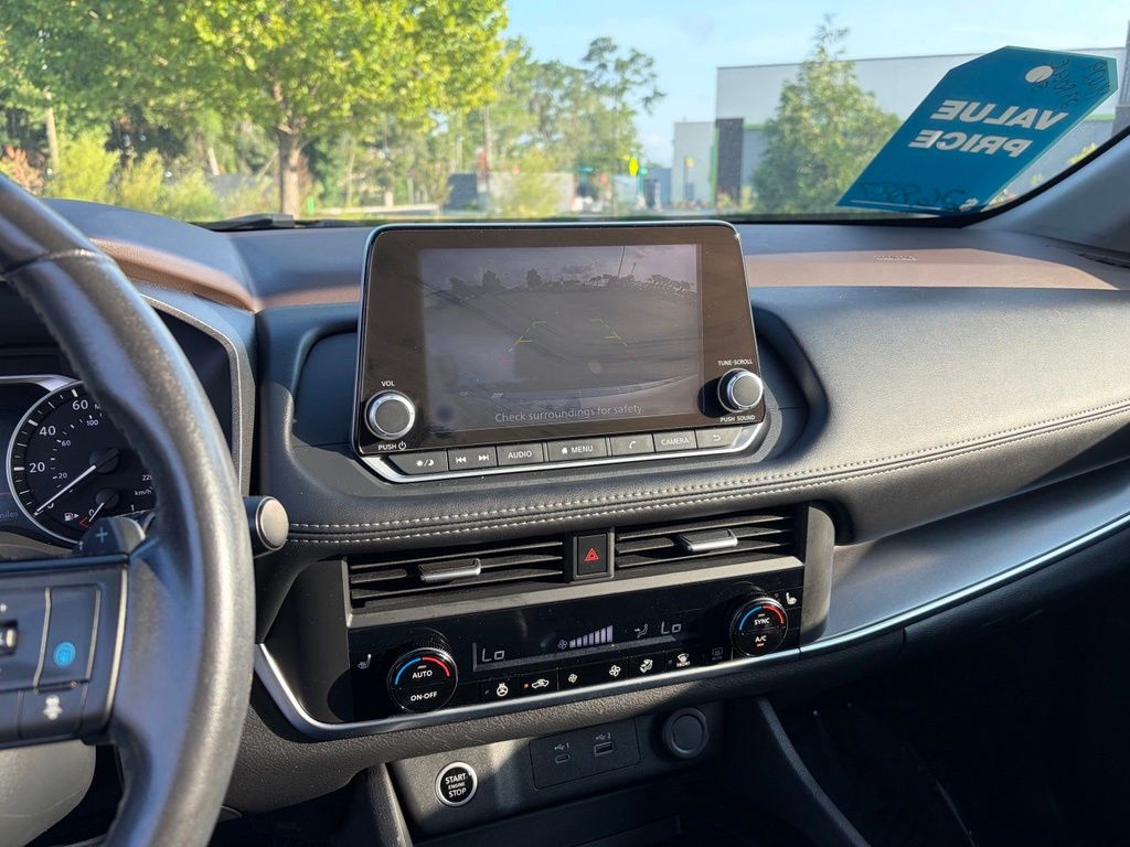 2023 Nissan Rogue SV - Photo 21