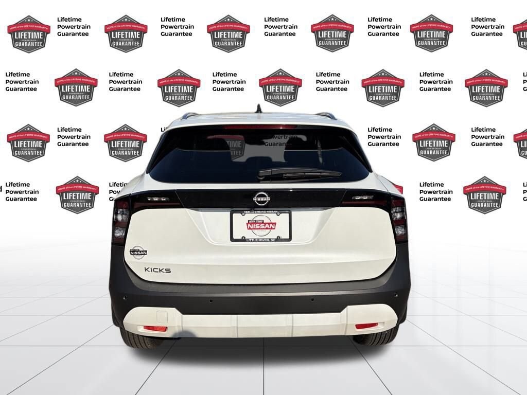 New 2026 Nissan Kicks SV SUV