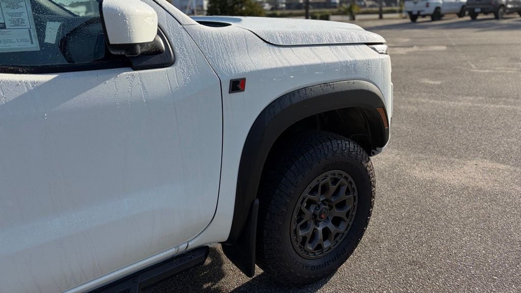 2026 Nissan Frontier PRO-4X - Photo 10