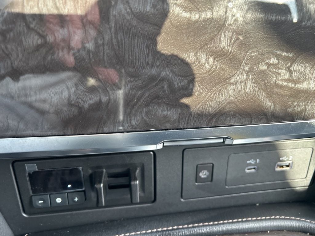 2024 Nissan Armada Platinum - Photo 14