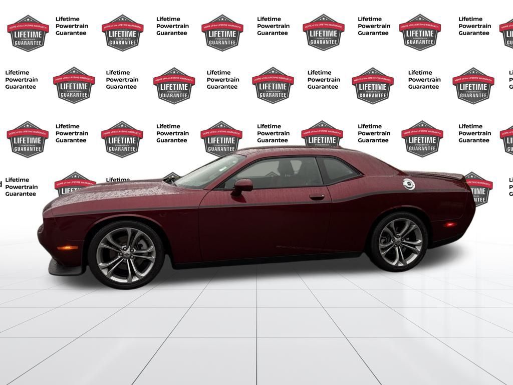 2022 Dodge Challenger GT photo 2