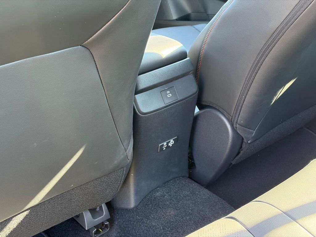2026 Nissan Sentra SR - Photo 27