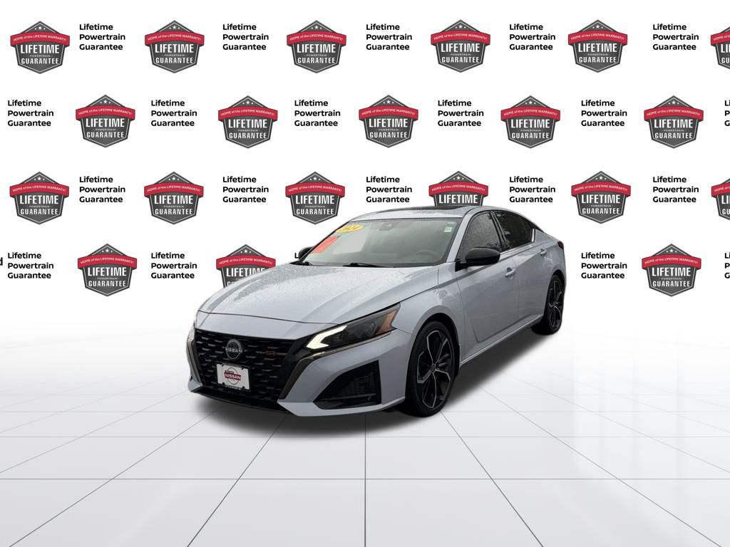 2024 Nissan Altima SR