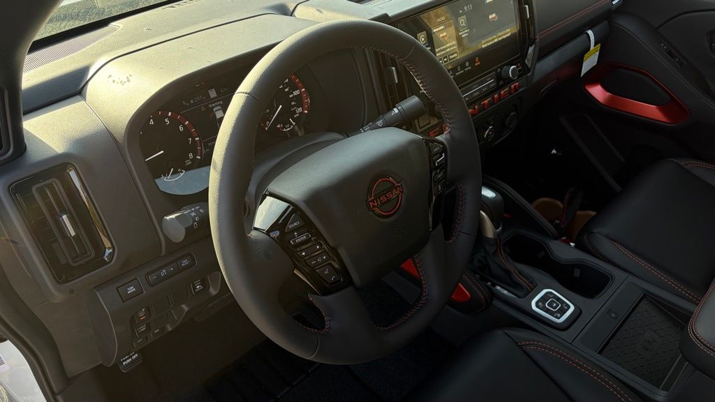 2026 Nissan Frontier PRO-4X - Photo 18
