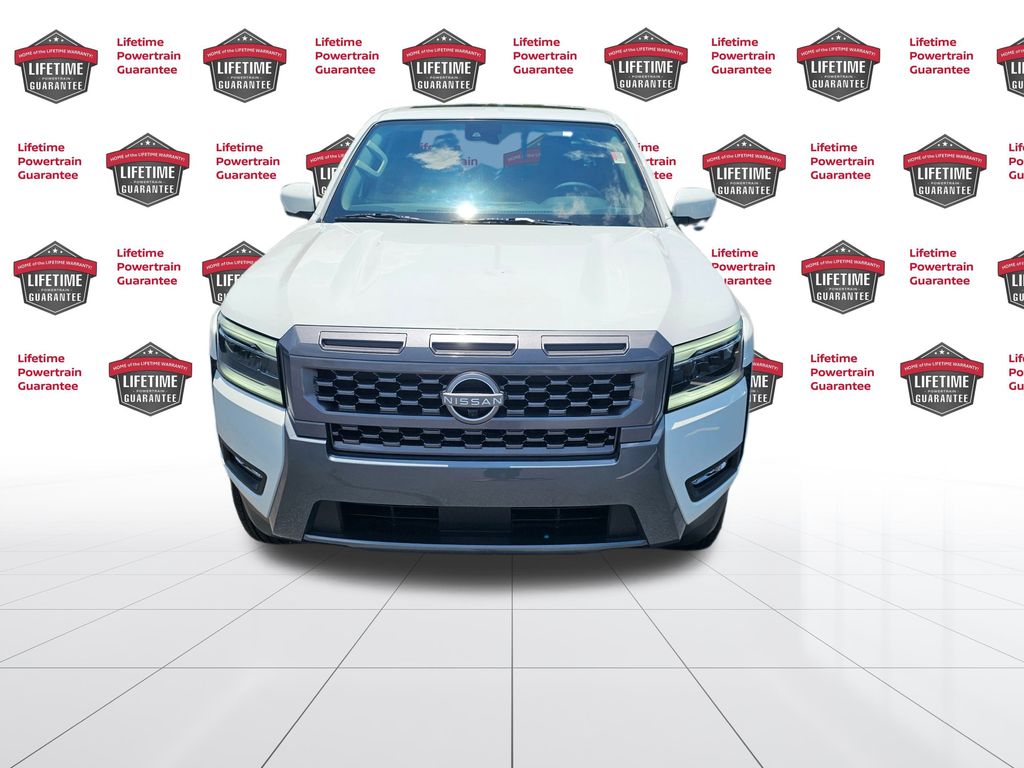2025 Nissan Frontier SL photo 4