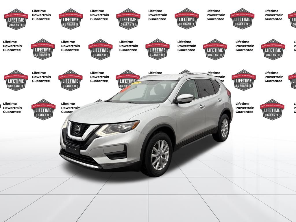 2018 Nissan Rogue SV's photo