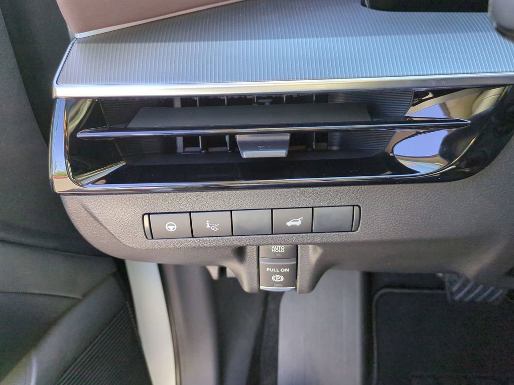 2026 Nissan Murano Platinum - Photo 17