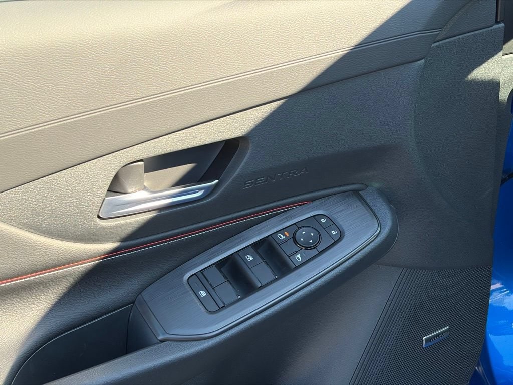 2026 Nissan Sentra SR - Photo 11