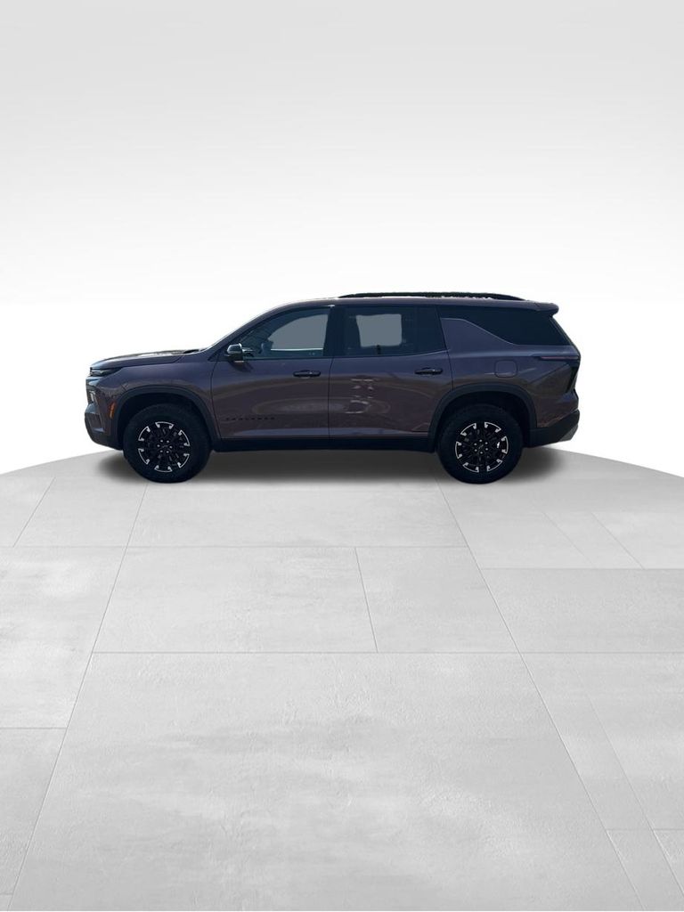 2024 Chevrolet Traverse Z71 photo 3