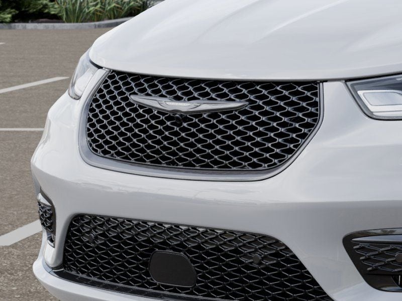 2026 Chrysler Pacifica Select - Photo 12