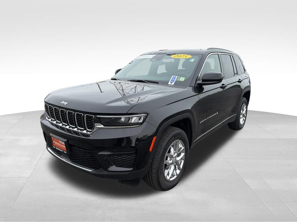 Used 2025 Jeep Grand Cherokee SUV