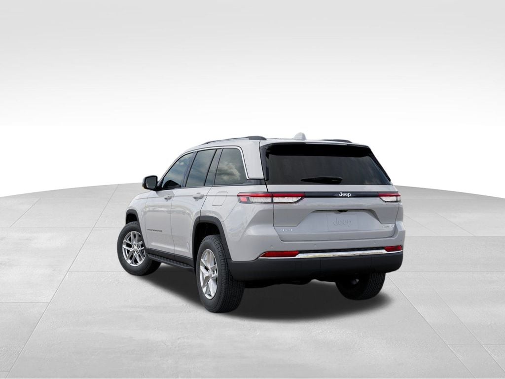 New 2026 Jeep Grand Cherokee Laredo X Sport Utility