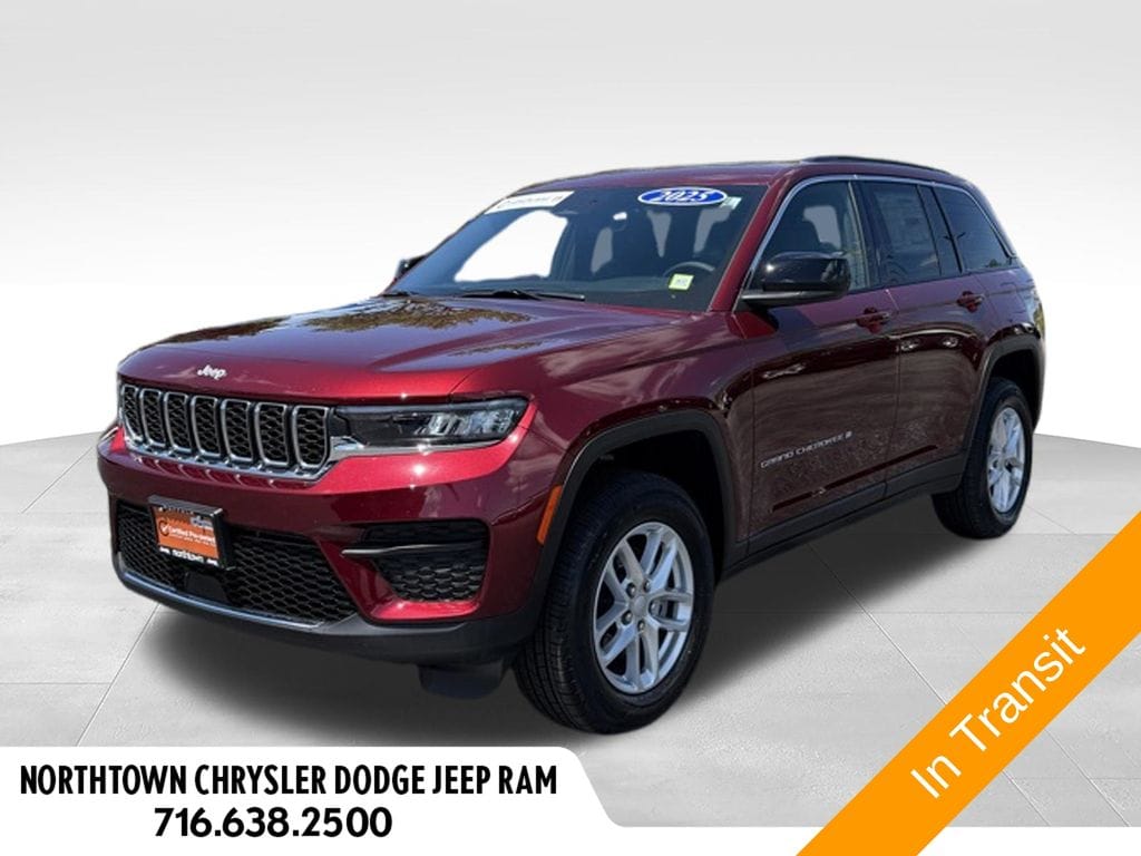 Used 2025 Jeep Grand Cherokee Laredo X SUV
