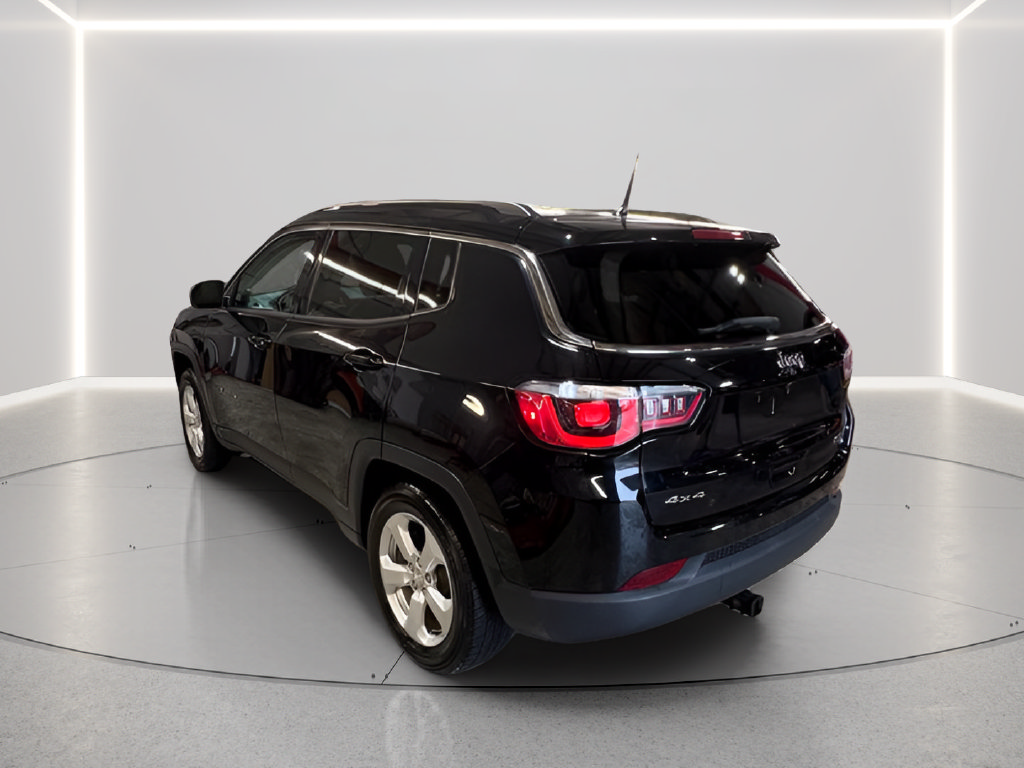 Used 2018 Jeep Compass Latitude SUV