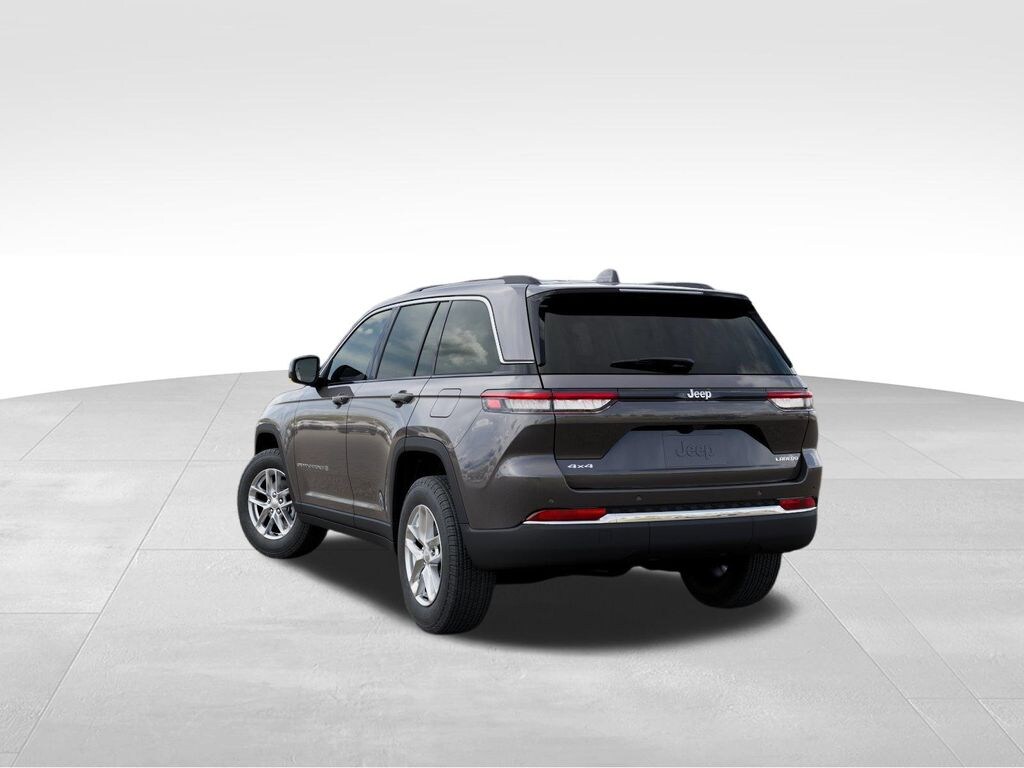 New 2026 Jeep Grand Cherokee Laredo X Sport Utility