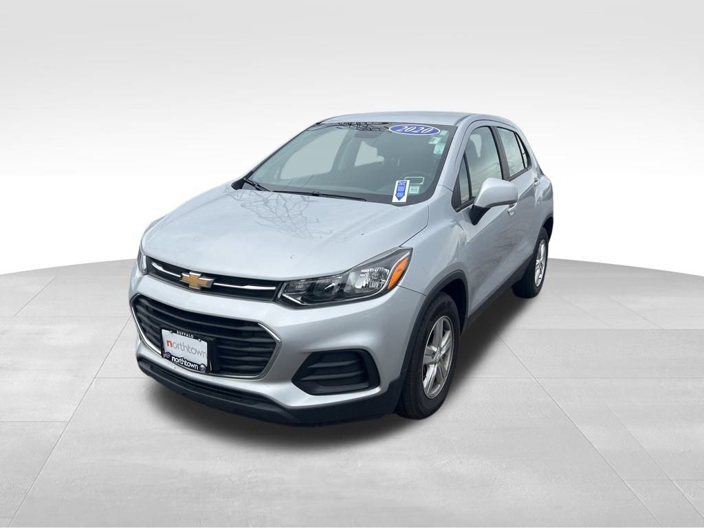 2020 Chevrolet Trax LS photo 3