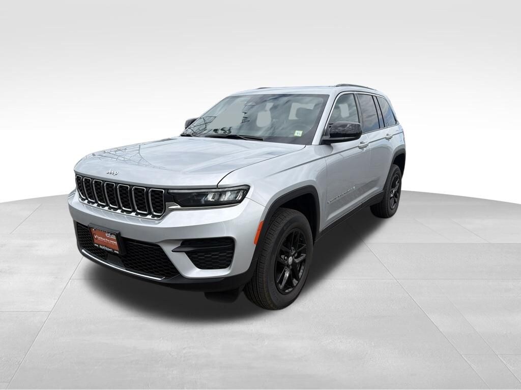 Used 2025 Jeep Grand Cherokee Laredo X SUV