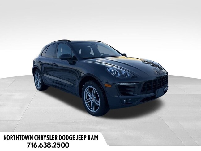 2018 Porsche Macan Base SUV