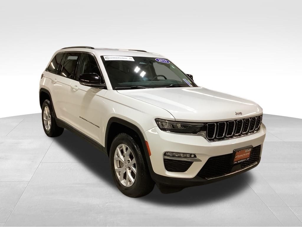 Used 2023 Jeep Grand Cherokee Limited SUV