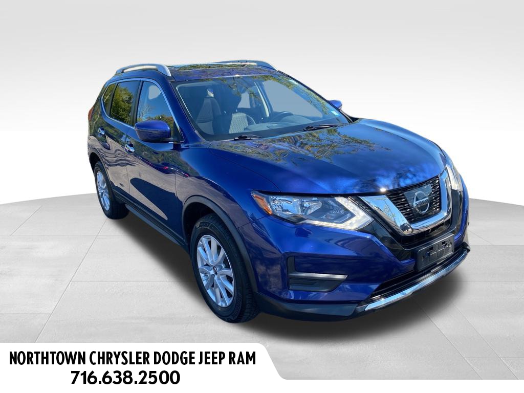 Used 2017 Nissan Rogue SV with VIN JN8AT2MV5HW028077 for sale in Tonawanda, NY