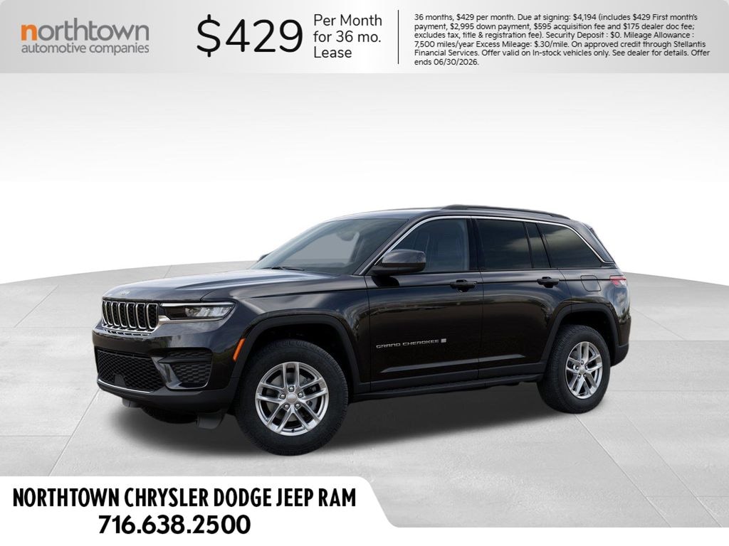 New 2026 Jeep Grand Cherokee Laredo Sport Utility
