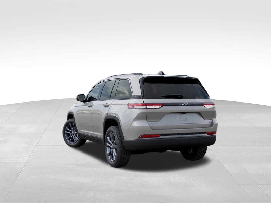 New 2026 Jeep Grand Cherokee Sport Utility