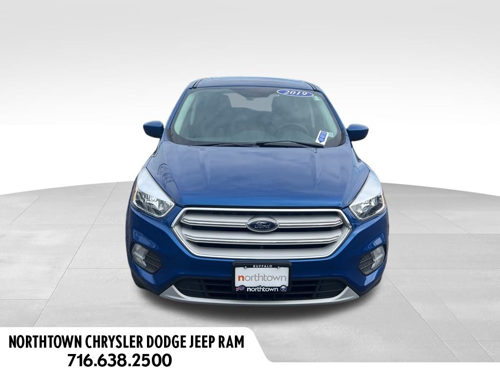 2019 Ford Escape SE photo 2