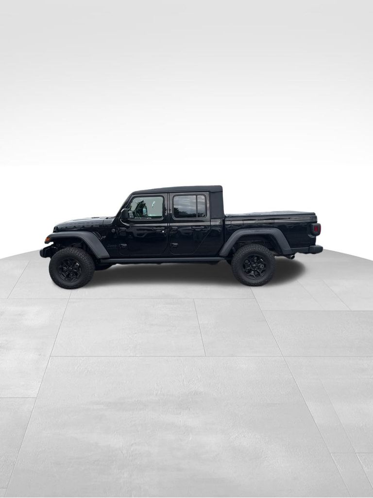 2023 Jeep Gladiator Sport photo 2