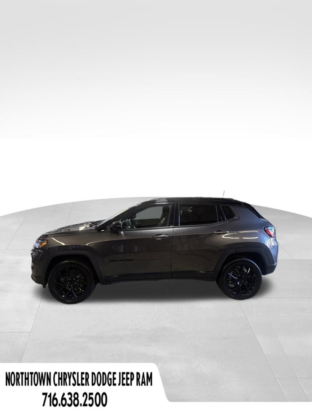Used 2023 Jeep Compass Latitude SUV