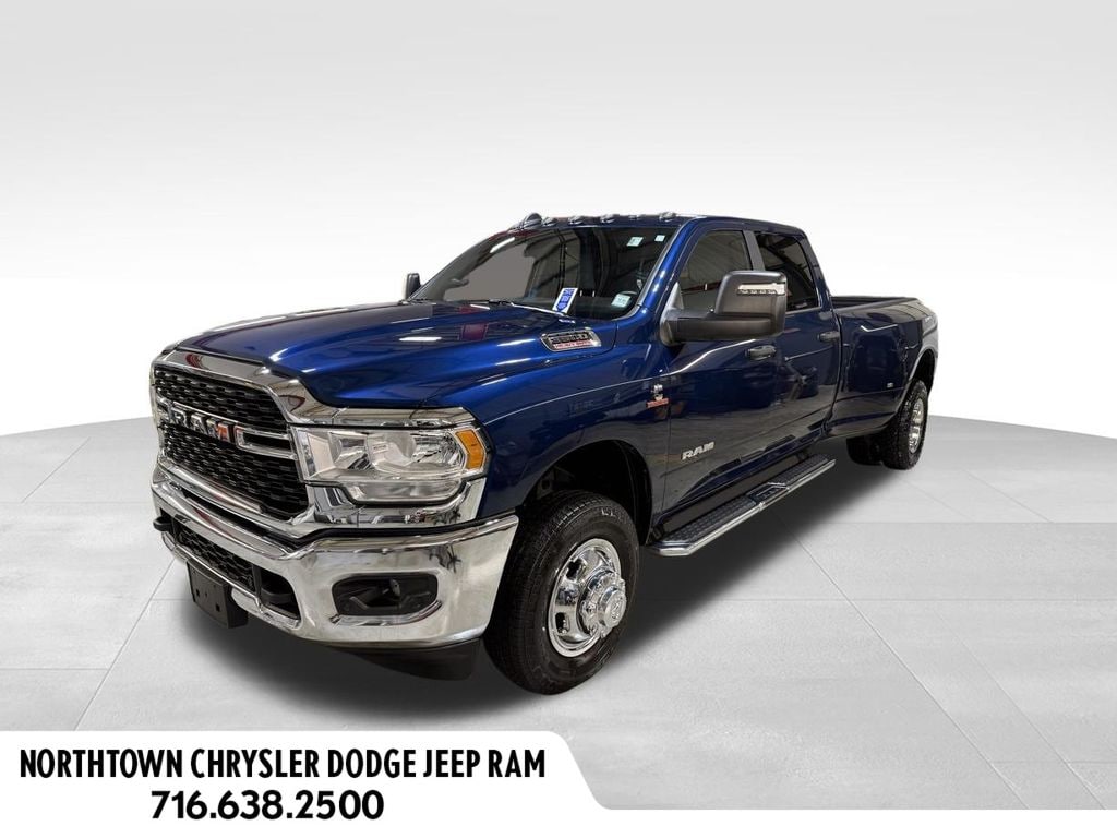 2024 RAM 3500 Big Horn 4X4 Crew Cab LWB's photo