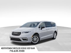 2026 Chrysler Pacifica Select Passenger Van