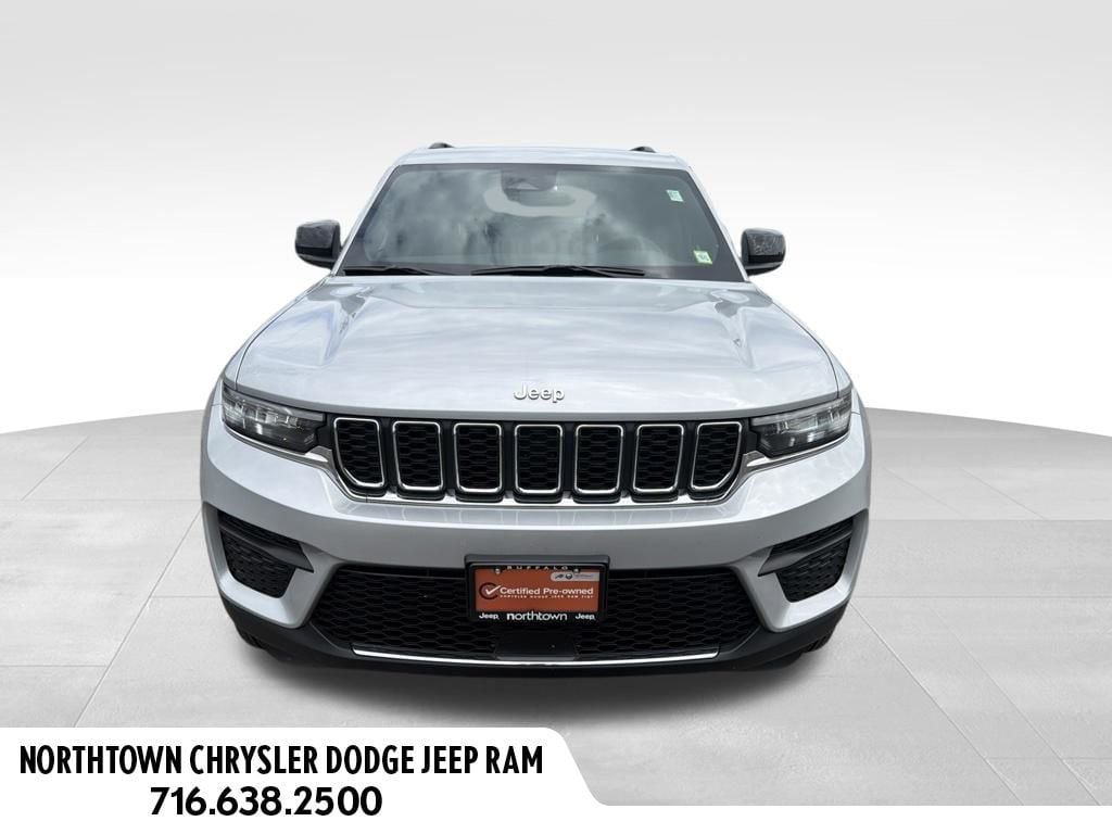 Used 2025 Jeep Grand Cherokee Laredo X SUV