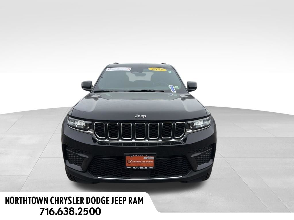 Used 2025 Jeep Grand Cherokee Laredo X SUV