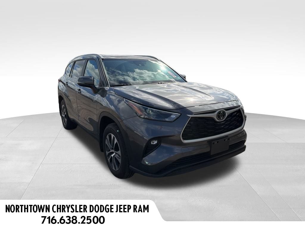 2024 Toyota Highlander SUV 