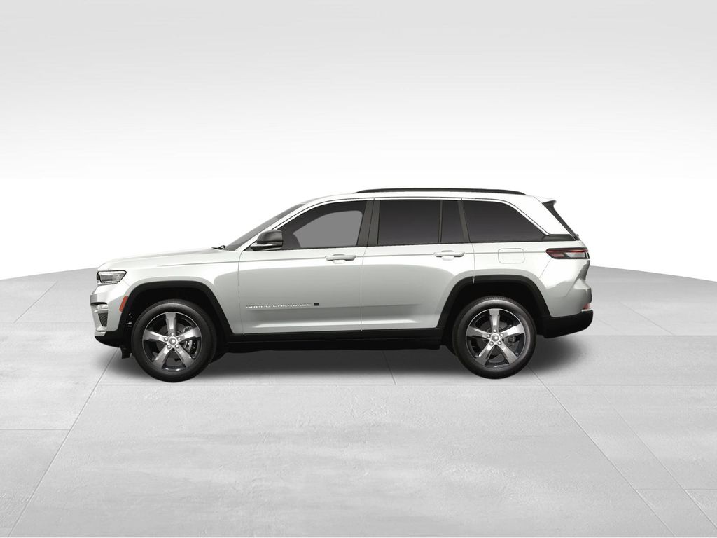 2025 Jeep Grand Cherokee Limited photo 3