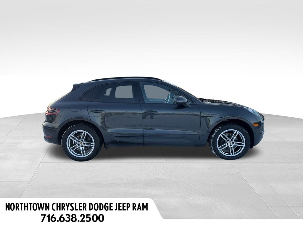 Used 2018 Porsche Macan Base SUV