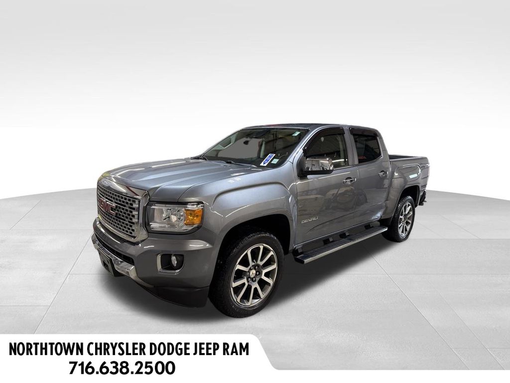 2019 GMC Canyon 4WD Denali Crew Cab Short Box's photo