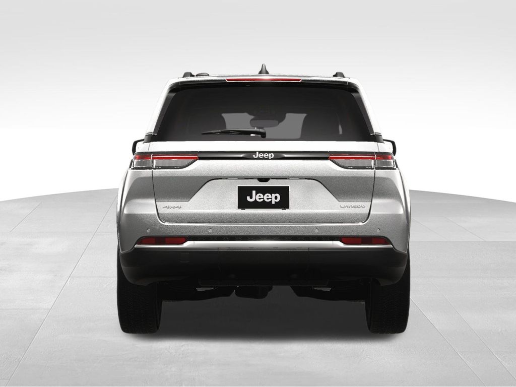 2025 Jeep Grand Cherokee Laredo - Photo 12