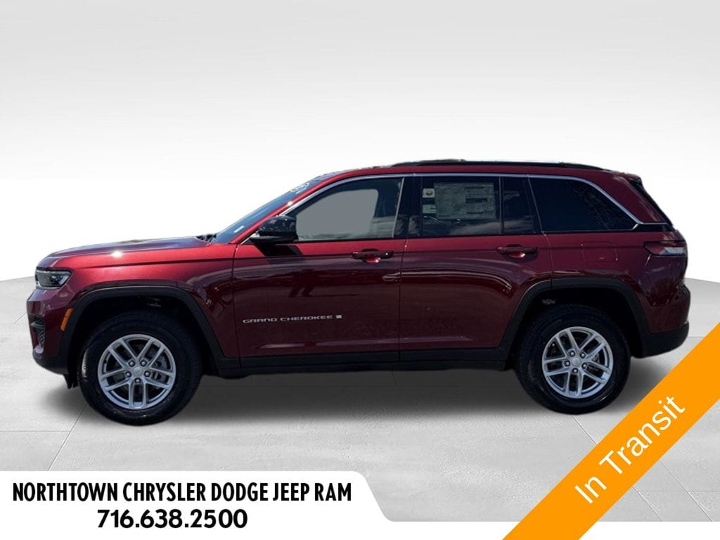 Used 2025 Jeep Grand Cherokee Laredo X SUV