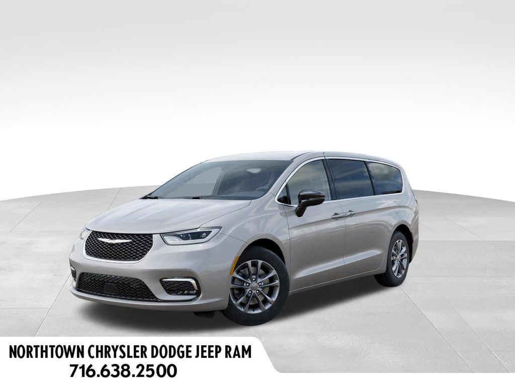 2026 Chrysler Pacifica Select AWD's photo