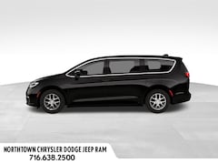 2026 Chrysler Pacifica Select Passenger Van