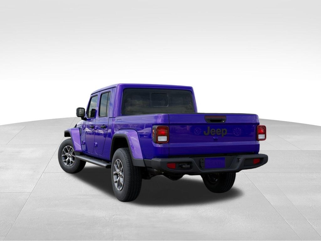 New 2026 Jeep Gladiator Sport S Pickup