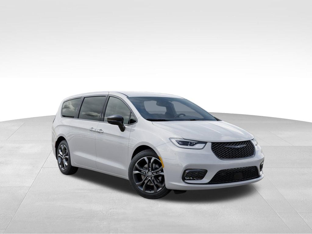 2026 Chrysler Pacifica Select - Photo 6