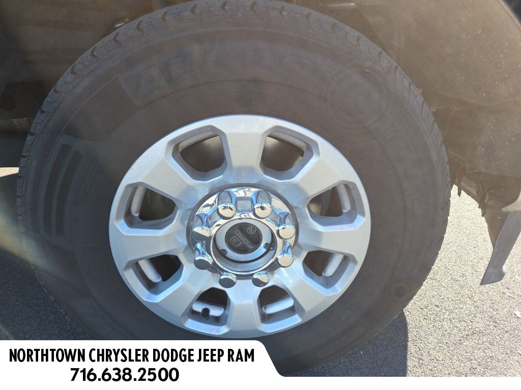 Used 2024 Ford F-250SD XLT Truck Crew Cab