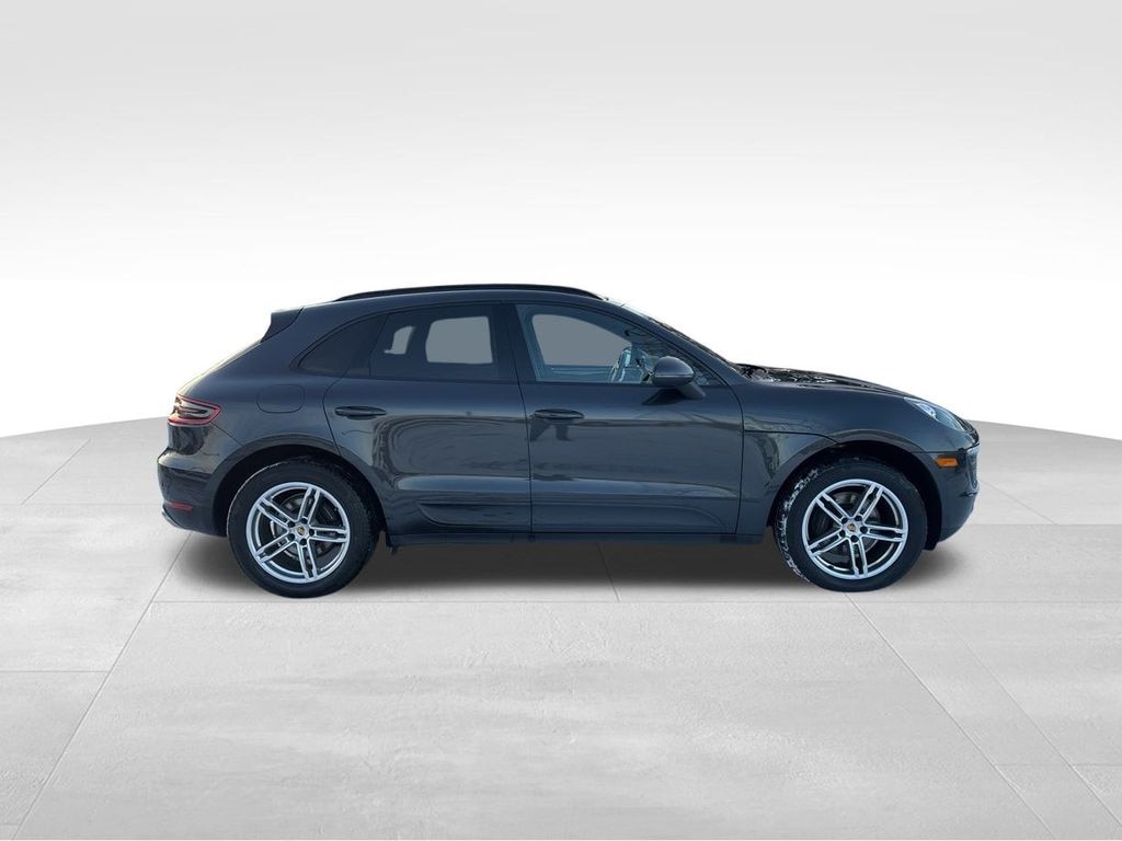 Used 2018 Porsche Macan Base SUV