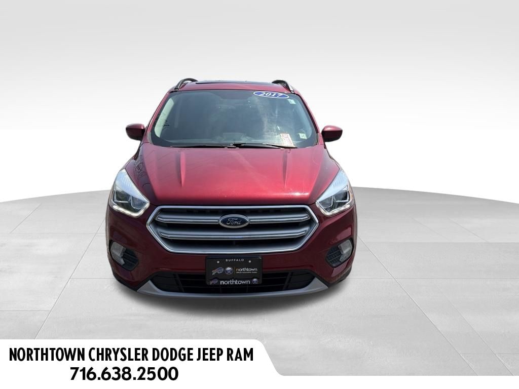 Used 2017 Ford Escape SE with VIN 1FMCU9GD6HUB55991 for sale in Tonawanda, NY