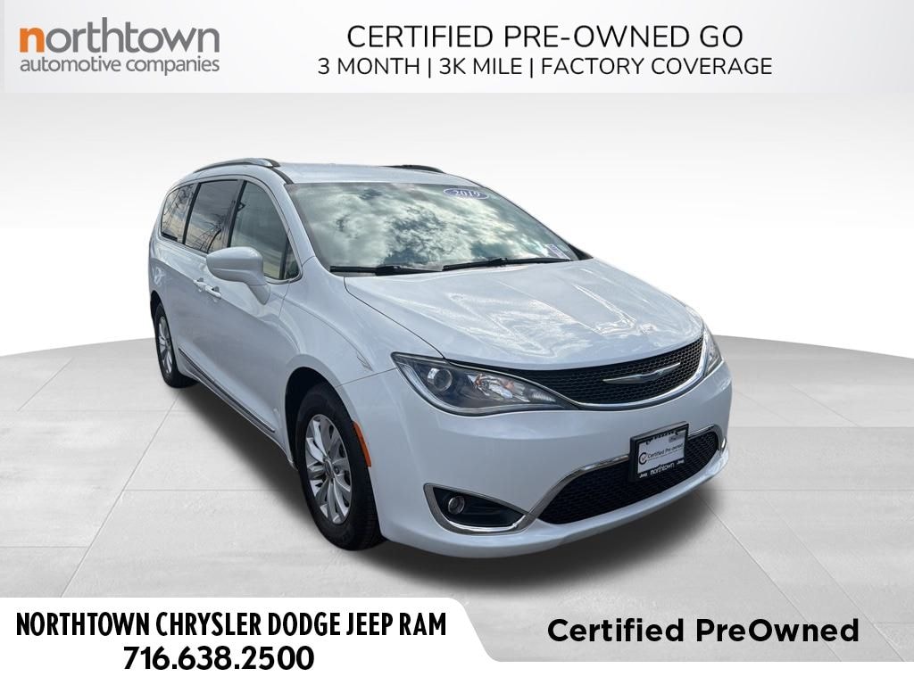 Used 2019 Chrysler Pacifica Touring L Van Passenger Van