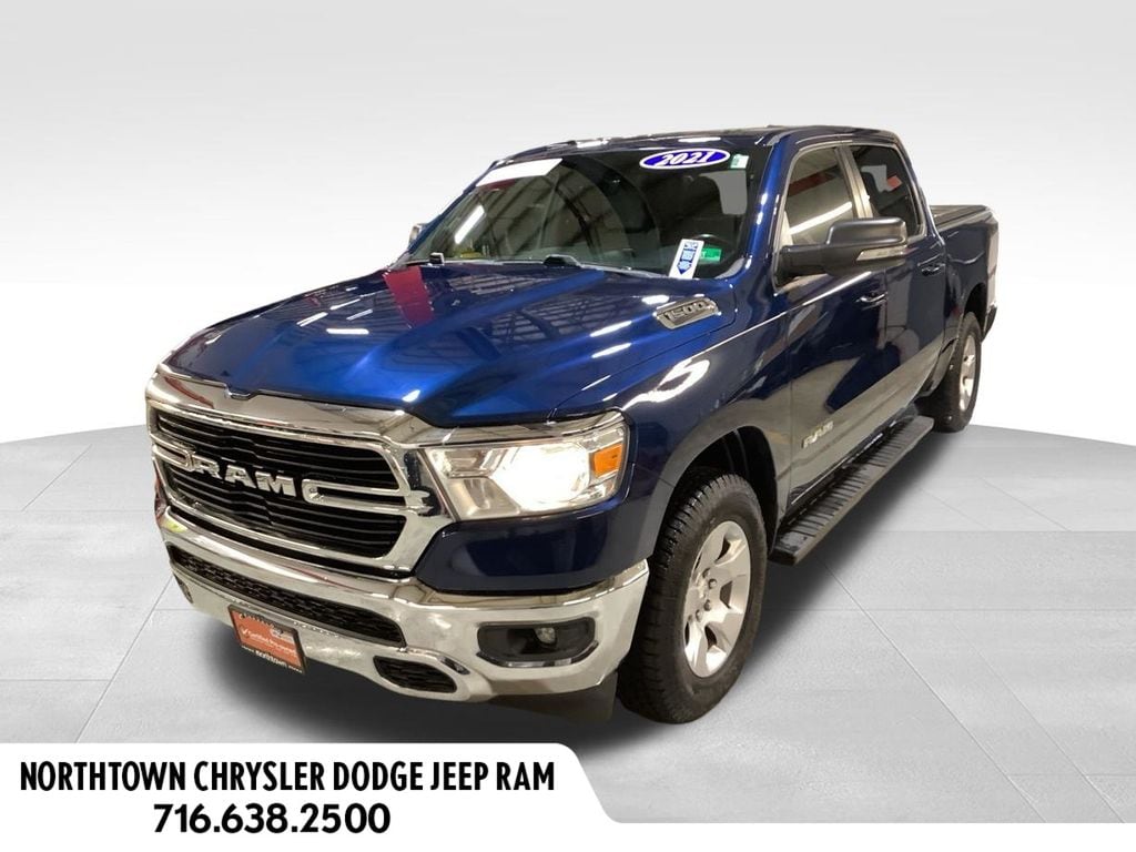 2021 RAM 1500 Big Horn/Lone Star 4x4 Crew Cab 5'7's photo