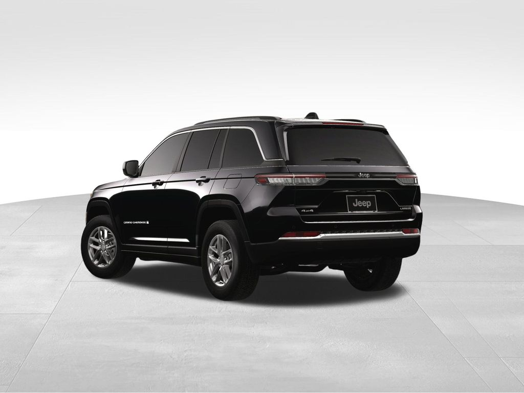 2025 Jeep Grand Cherokee Laredo Altitude photo 4