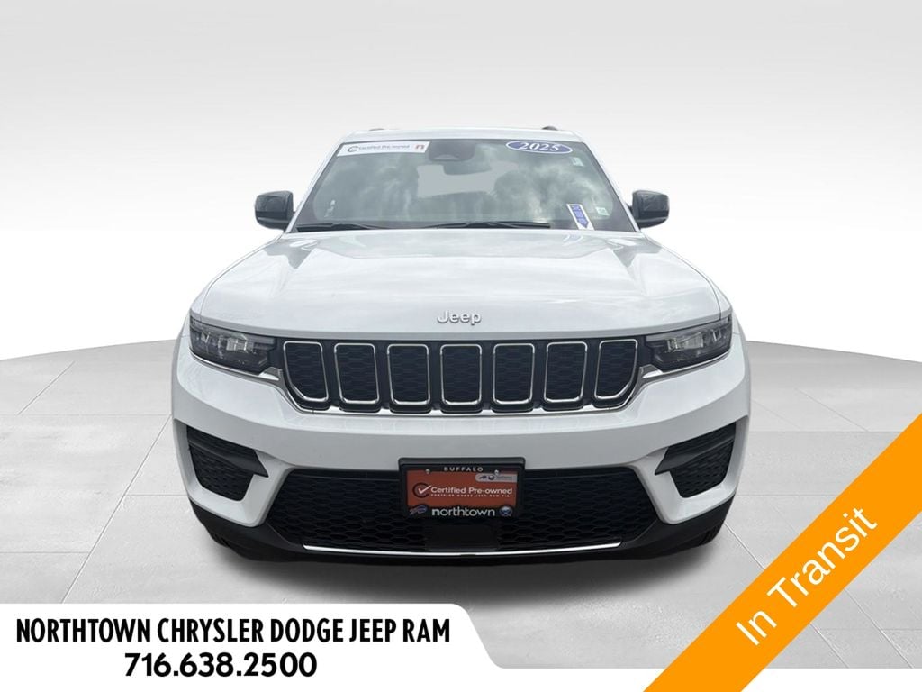 Used 2025 Jeep Grand Cherokee Laredo X SUV